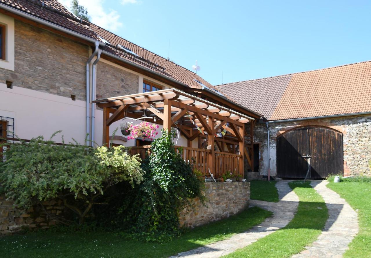 Apartmany Kamenka Micovice Buitenkant foto